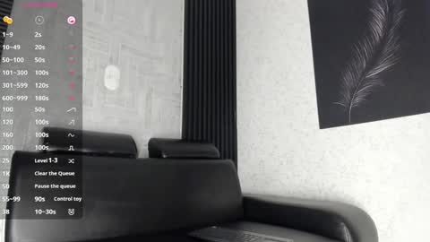 candresruiz online show from October 25, 11:42 am