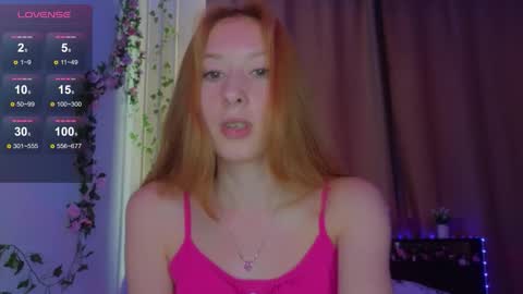 candy_flosse online show from September 12, 8:27 am