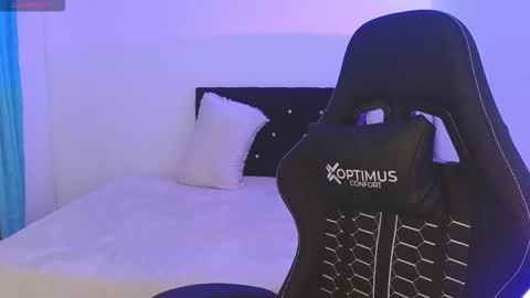 candy_giuliana21 online show from February 3, 2:53 am