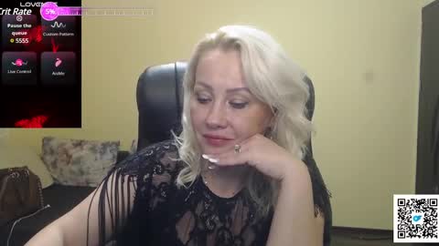 candy_hellenx online show from February 14, 3:15 pm