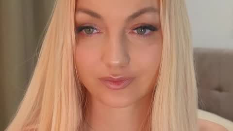 candycathc online show from March 14, 1:31 am