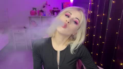 You can call me HH online show from October 15, 6:31 pm