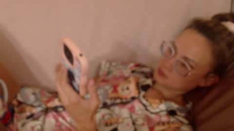 say meow and send tip  online show from July 27, 7:11 pm
