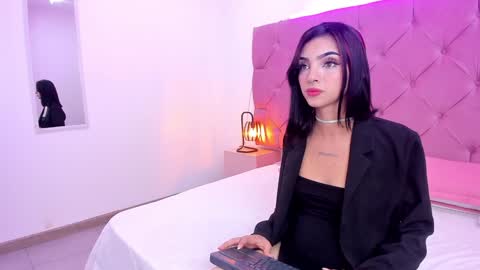 candyllucy online show from January 29, 8:14 pm