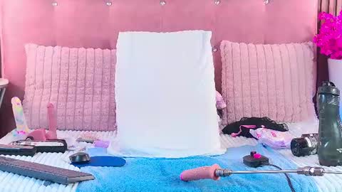 Candy online show from July 28, 3:21 pm
