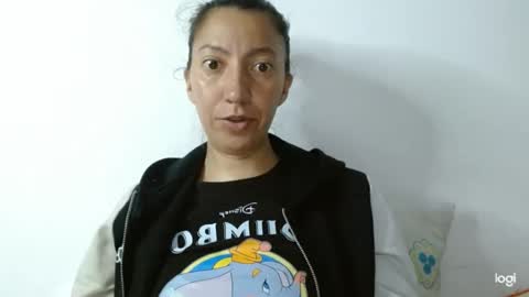 candymilfff online show from December 17, 9:32 pm