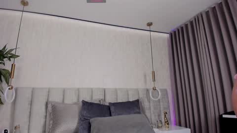 Candy online show from March 11, 3:14 am