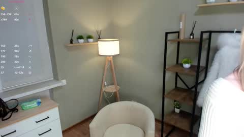 Kate online show from March 21, 2:22 pm