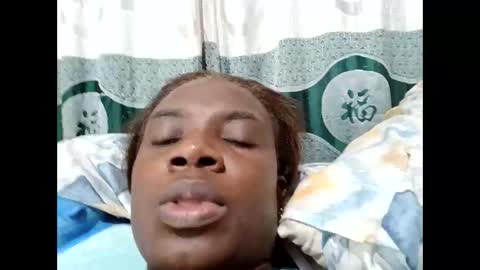 candyyvega online show from April 6, 4:46 am