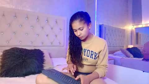 canela_sweetfg online show from February 28, 12:20 pm