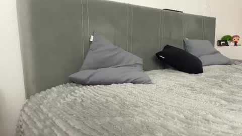 Caroline online show from July 4, 3:43 am