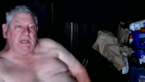 canoelicker69 online show from July 20, 9:34 am