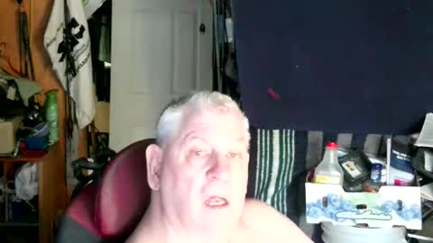 canoelicker69 online show from March 22, 6:12 pm