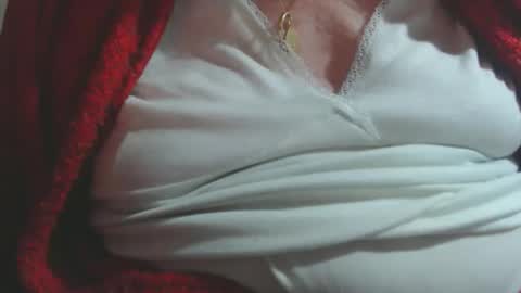 Cinzia  ex regina  online show from March 5, 8:40 pm