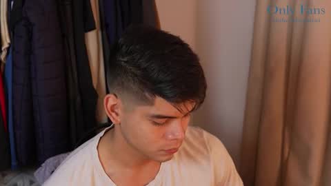 David Capizzi online show from December 8, 2:25 am