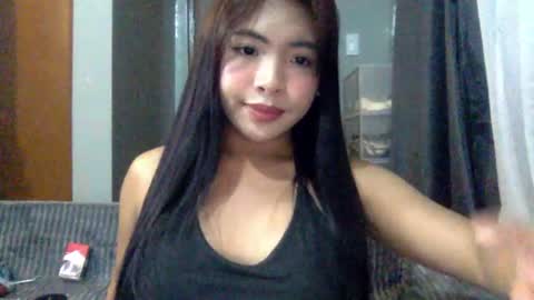 Yumi Aera online show from June 10, 5:12 pm