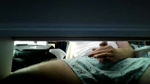 Snapshot of captncam chatting on October 3, 7:11 pm captncam online show from October 3, 7:11 pm