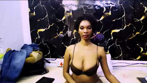 caramelminxx_ online show from June 8, 7:53 am