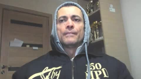 Laz online show from January 12, 2:18 am