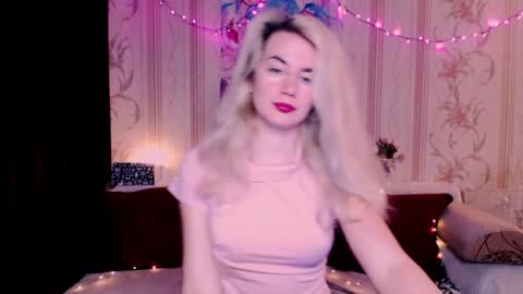 Carin online show from April 13, 3:22 am