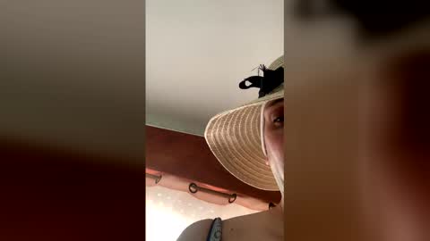 carl958113 online show from March 24, 6:47 pm