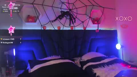 Snapshot of carla_rosee chatting on October 28, 4:35 am carla online show from October 28, 4:35 am