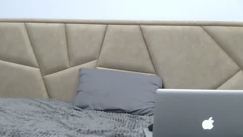 sexy online show from June 11, 12:32 am
