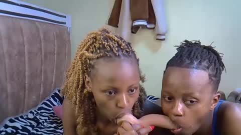 carlex_ online show from March 7, 7:16 pm