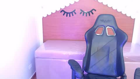 CARLYE   online show from November 27, 3:47 am