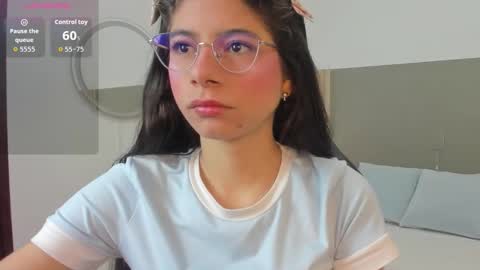 C A R L I N A online show from February 9, 12:31 pm