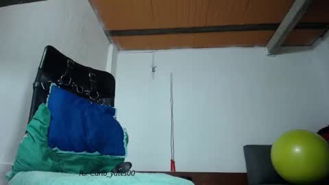 carlo yates  thx for help me to reach 100 thumps up online show from September 16, 4:54 pm