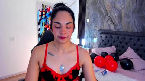 Carlota online show from January 21, 1:43 pm