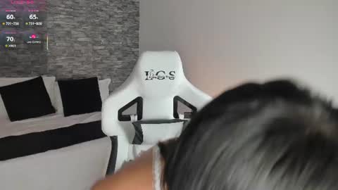carly__lopez online show from August 2, 11:06 pm