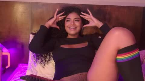 Snapshot of carly_monroe_ chatting on October 10, 1:22 am Carly Monroe online show from October 10, 1:22 am
