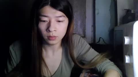 CarlyJoy online show from March 1, 4:22 pm