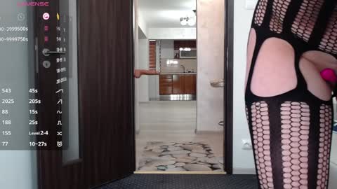 Carmela online show from November 16, 10:50 am