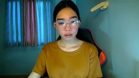 carmela online show from February 4, 3:33 am