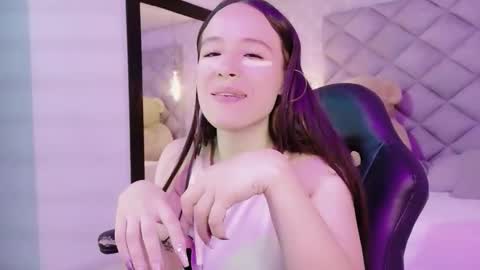 caro_adams1 online show from November 27, 12:24 pm