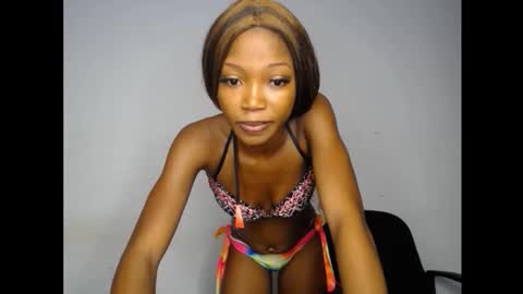 caroline online show from December 22, 5:25 am