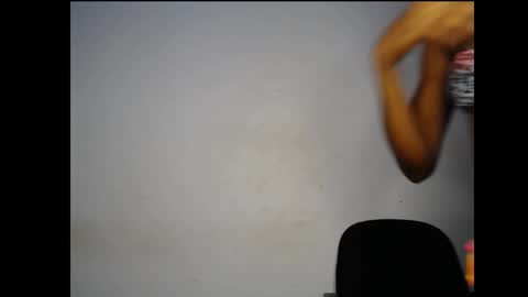 caroline online show from December 5, 6:56 am