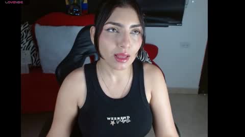 Caroline online show from July 11, 1:47 pm