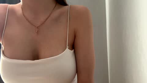 Lisa online show from March 24, 8:42 am