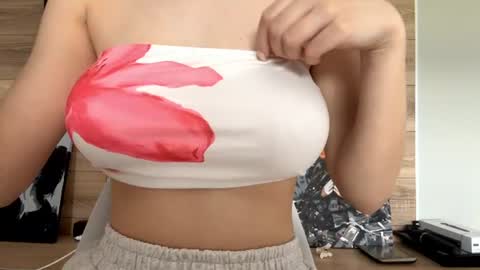 Lisa online show from June 29, 10:15 am