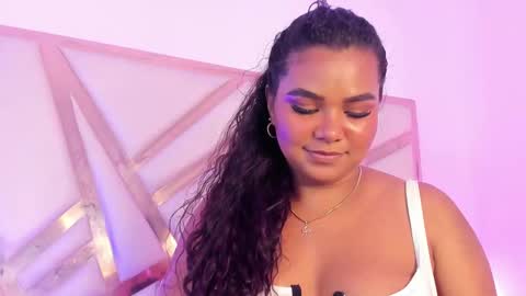 Snapshot of carolina_evannss chatting on October 10, 4:35 pm carolina_evannss online show from October 10, 4:35 pm