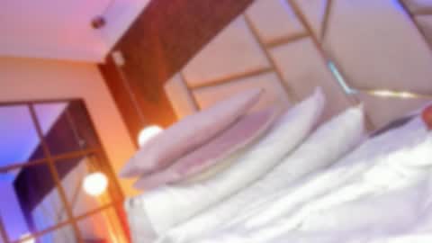 Snapshot of carolinaa_suarez chatting on October 10, 1:50 pm carolinaa_suarez online show from October 10, 1:50 pm