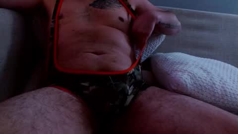 Snapshot of carolinaclouds chatting on December 10, 2:16 am carolinaclouds online show from December 10, 2:16 am