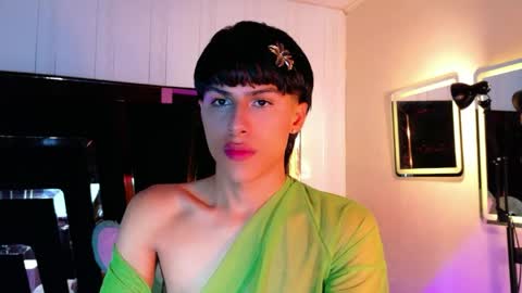 carolinejesh online show from June 8, 4:19 pm