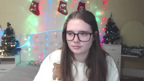 Caroline online show from December 16, 9:46 am