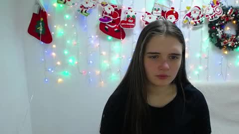 Caroline online show from January 12, 12:12 pm