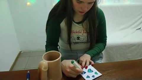 Caroline online show from January 19, 3:32 pm